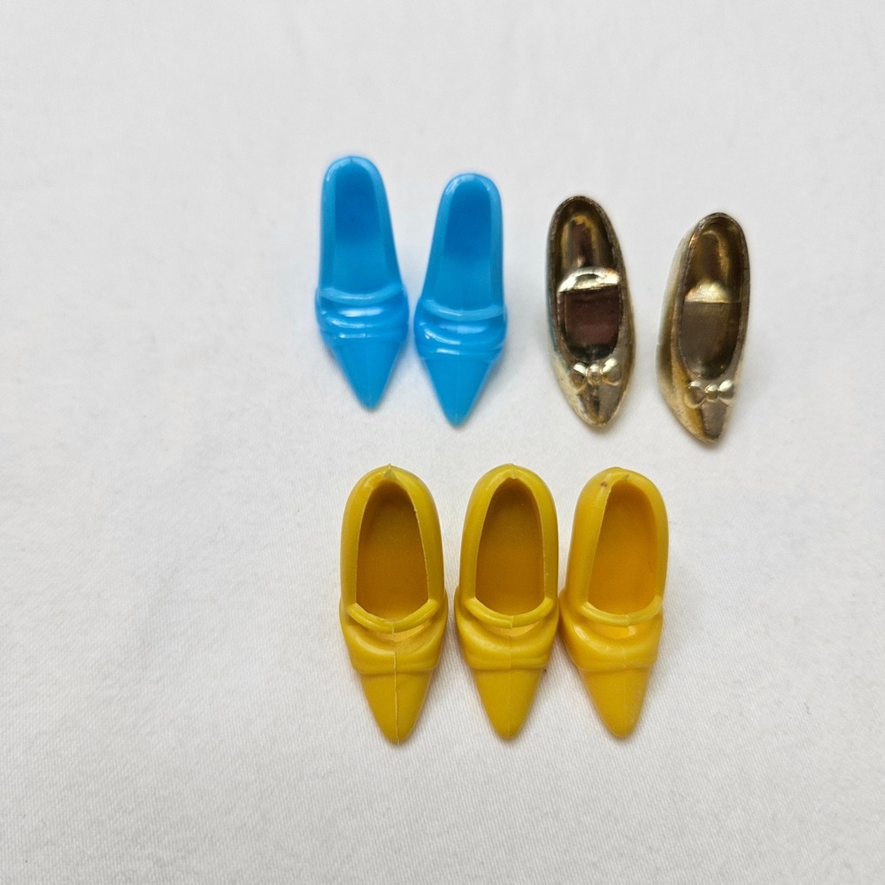 Vintage Fashion Doll High Heel Shoes Lot Blue Gold Yellow Pumps 7pc Accessory